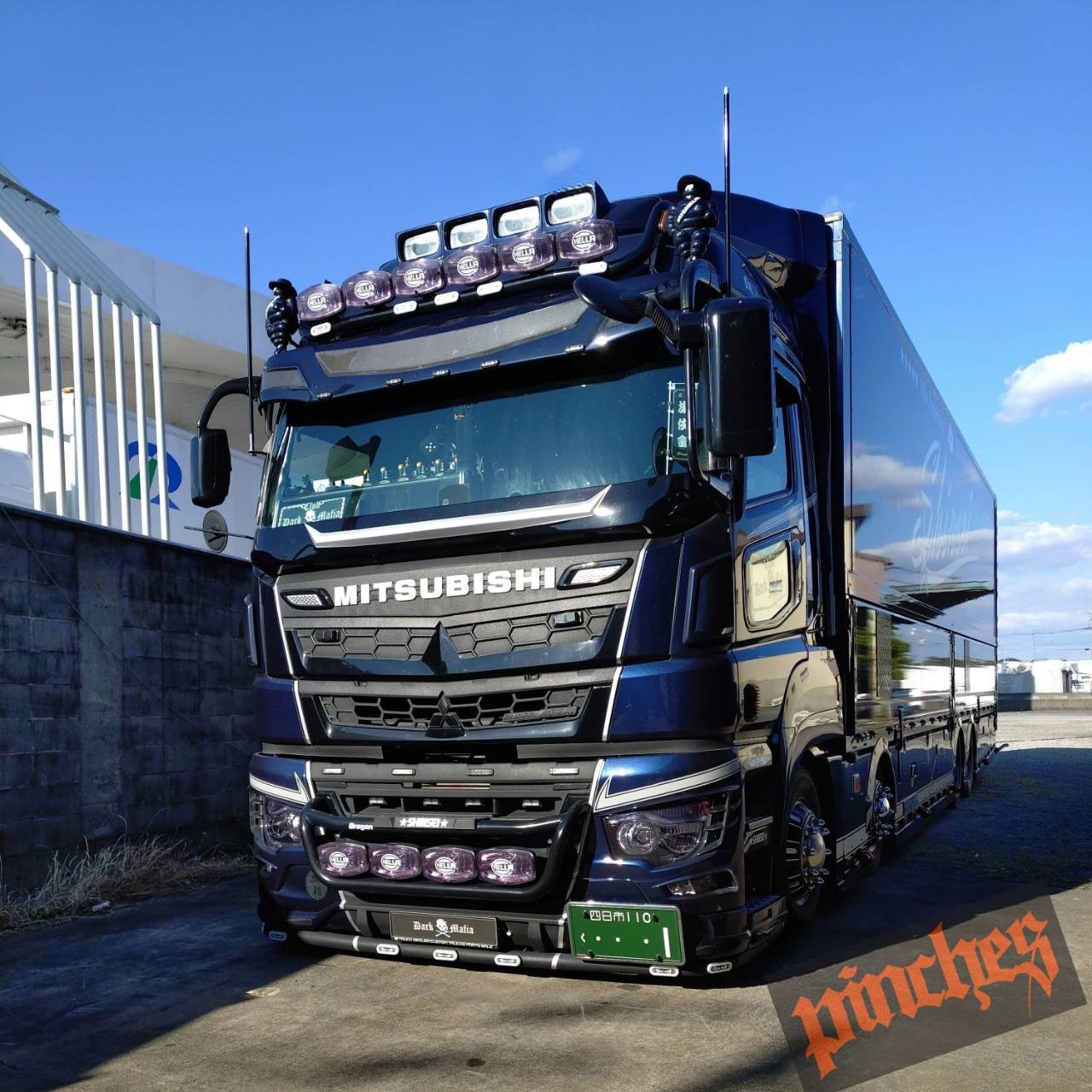 トラックカスタムの施工例（溶接・ワンオフ製作）